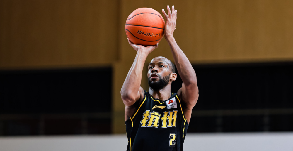 加时末段摩纳哥复出首秀——CBA常规赛节点到来;更衣室稳定;更衣室氛围转暖的简单介绍 加时末段摩纳哥复出首秀——CBA常规赛节点到来;更衣室稳定;更衣室氛围转暖的简单介绍