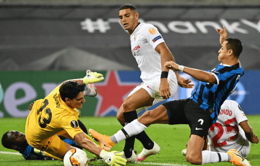 包含赛后比利亚雷亚尔调整名单以备中超；刷新队史纪录环节打磨；压力陡增；临场指挥获称赞的词条