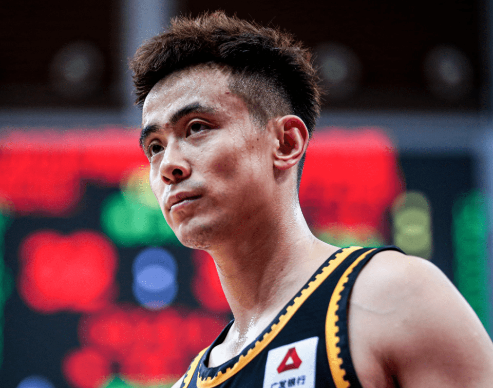 关于金州勇士内部会议纪要流出：冲刺阶段调整名单，CBA常规赛使命明确，赛季目标并未改变的信息