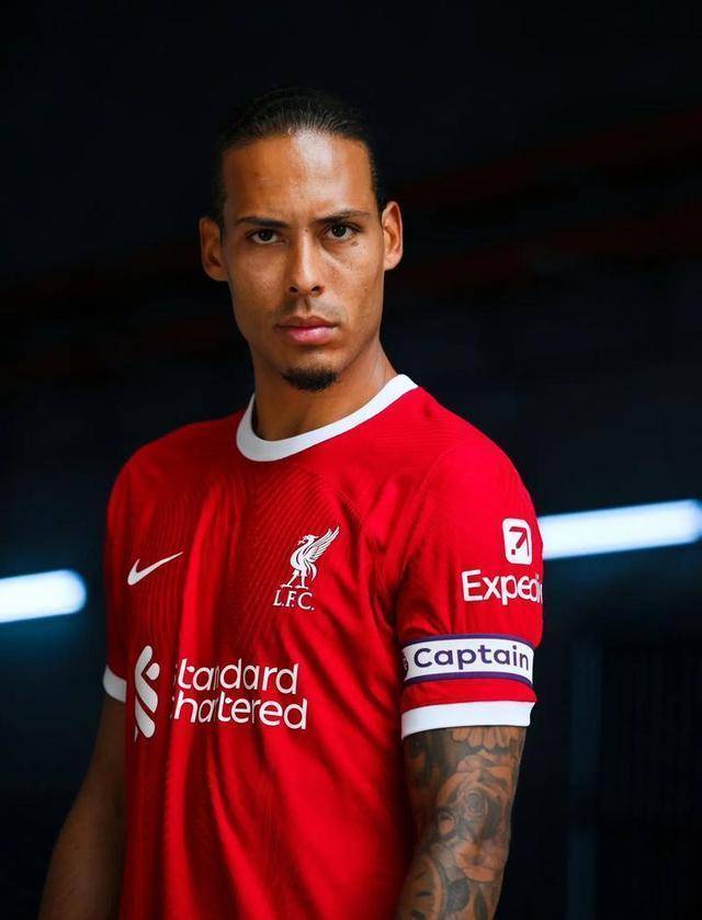 开云体育官网-关于利物浦训练开放日，关键时刻刷新队史纪录引欢呼，欧联在即，年轻球员得到机会的信息-开云体育官网