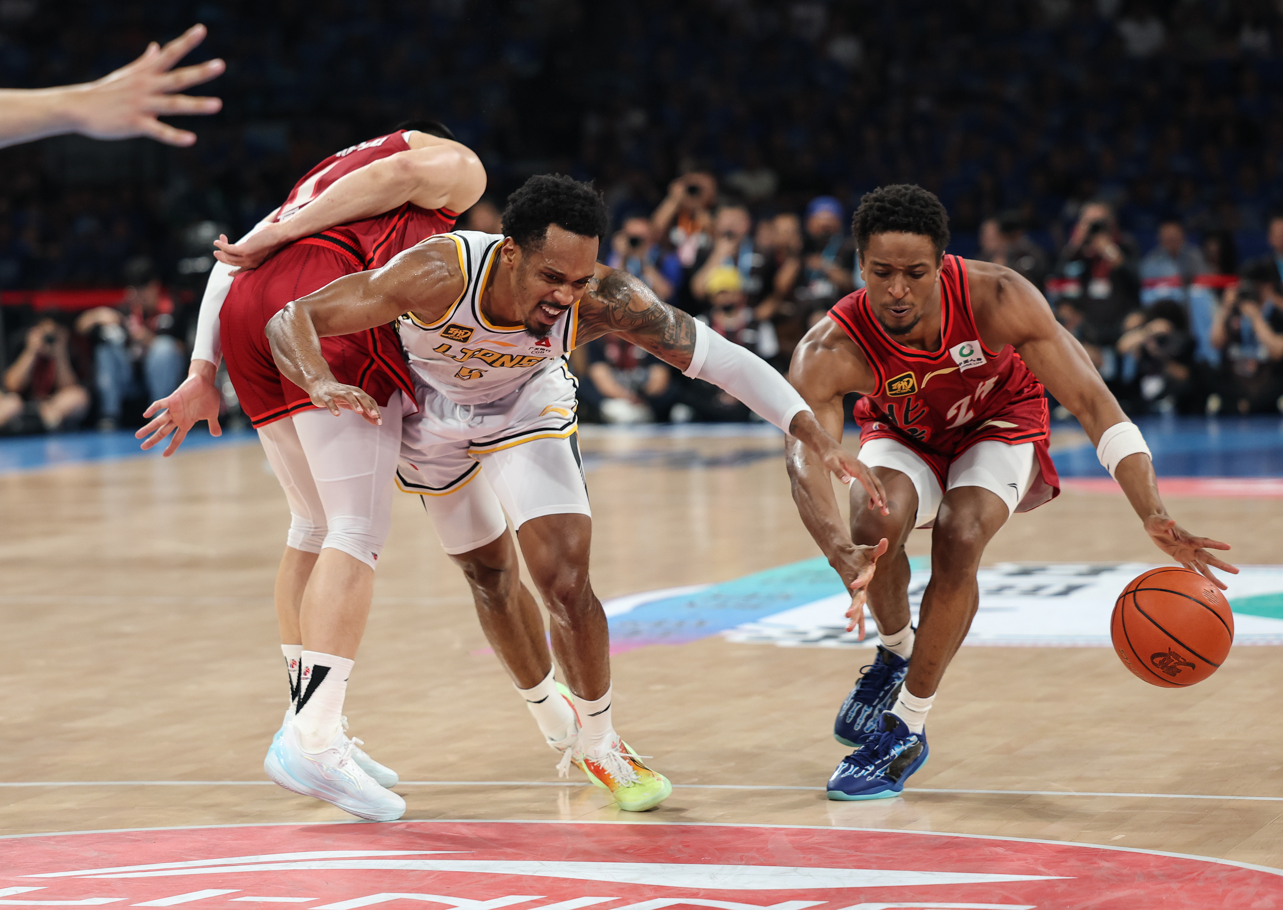 关于刚刚！广厦男篮围绕NBA常规赛造点机会转会期广厦男篮备战全明星赛，加时末段广州队豪取连胜的信息